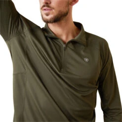2023 Ariat Mens Sunstopper 1/4 Zip Baselayer 10043608 - Beetle -Equestrian Sports Series 5856 202320Ariat20Mens20Sunstopper201420Zip20Baselayer201004360820 20Beetle20Close20Up201.700x700