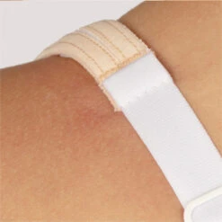 2022 Derriere Equestrian Sporteif Bra DESB17WN - White / Nude 12 2022 Derriere Equestrian Sporteif Bra DESB17WN - White / Nude -Equestrian Sports Series 597 202220Derriere20Equestrian20Sporteif20Bra20DESB17WN20 20White2020Nude20Close20Up202220 20Copy.700x700