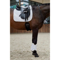 2023 Eskadron Glitter Mesh Saddle Cloth 218631 502 - White Colour White 9 2023 Eskadron Glitter Mesh Saddle Cloth 218631 502 - White Colour White -Equestrian Sports Series 6280 esk 0123 kam 218631 502 010 555131 663 0102.700x700
